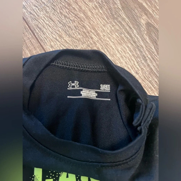 Under Armour Baby Boy Black Lime Green Long Sleeve One Piece Can’t Be Stopped 3M - Picture 4 of 5